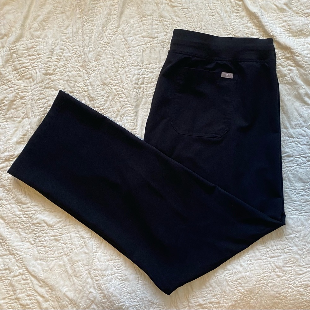 FIGS Womens Livingston scrub pants